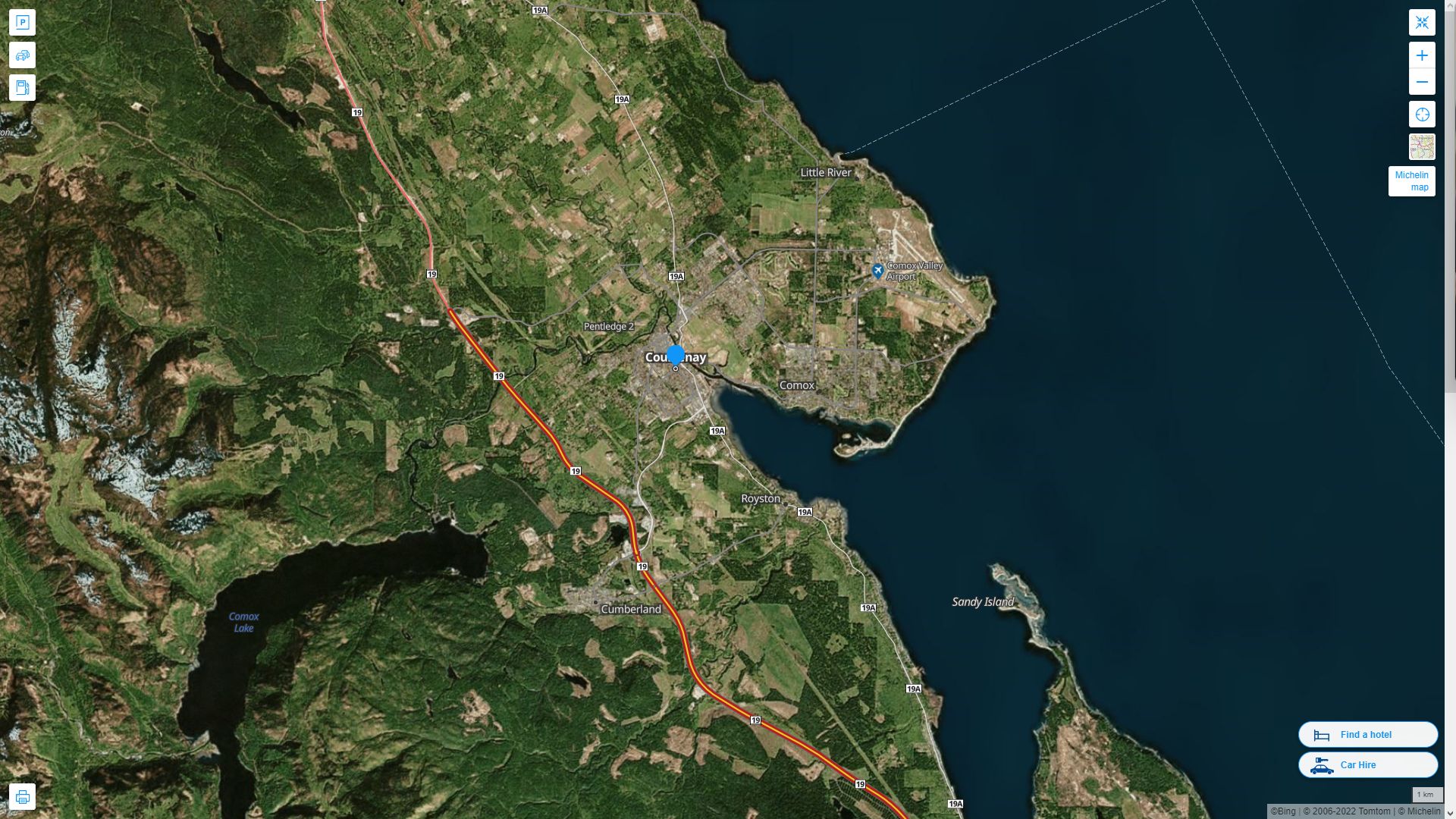 Courtenay Highway and Road Map with Satellite View